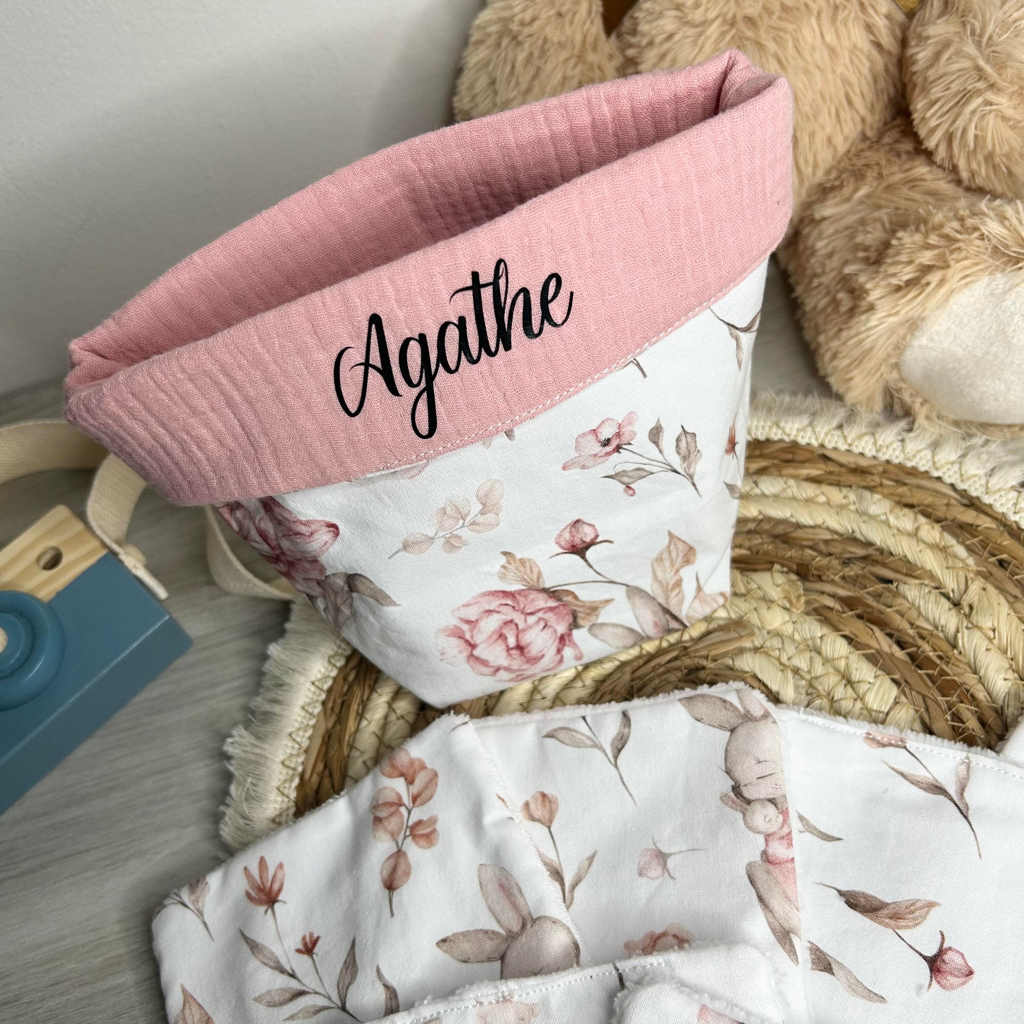 Panière et ses 5 Lingettes Personnalisées