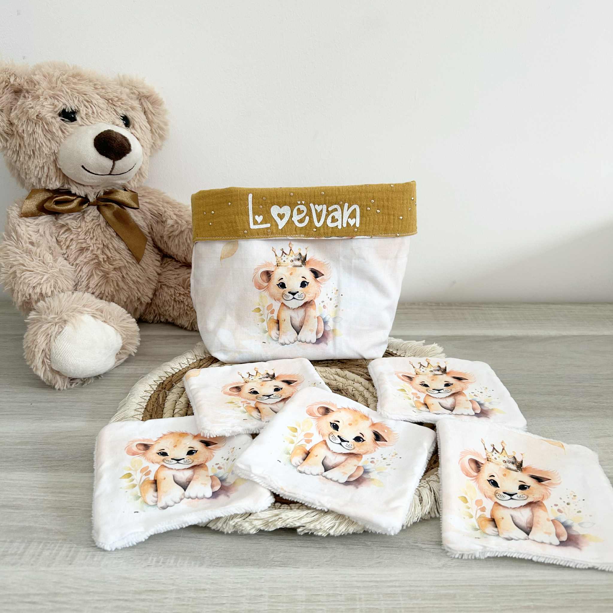 Panière et ses 5 Lingettes Personnalisées