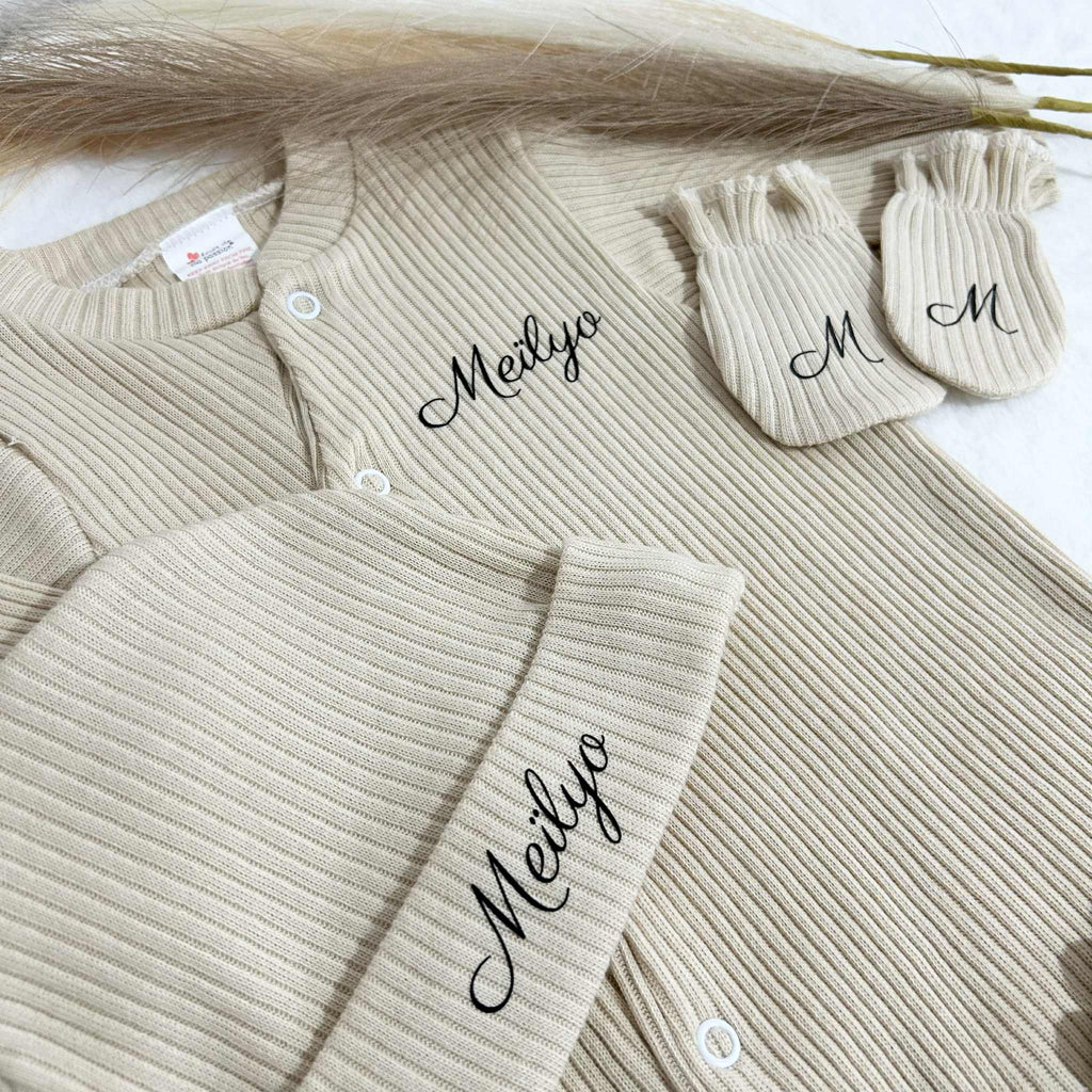 Tenue Côtelé 3pcs Personnalisée